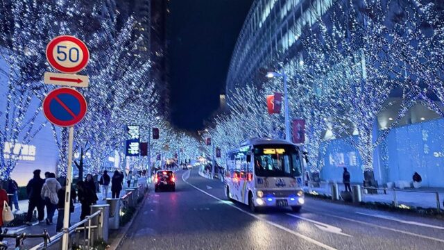 六本木　けやき坂　スタバ　蔦屋書店　テレ朝